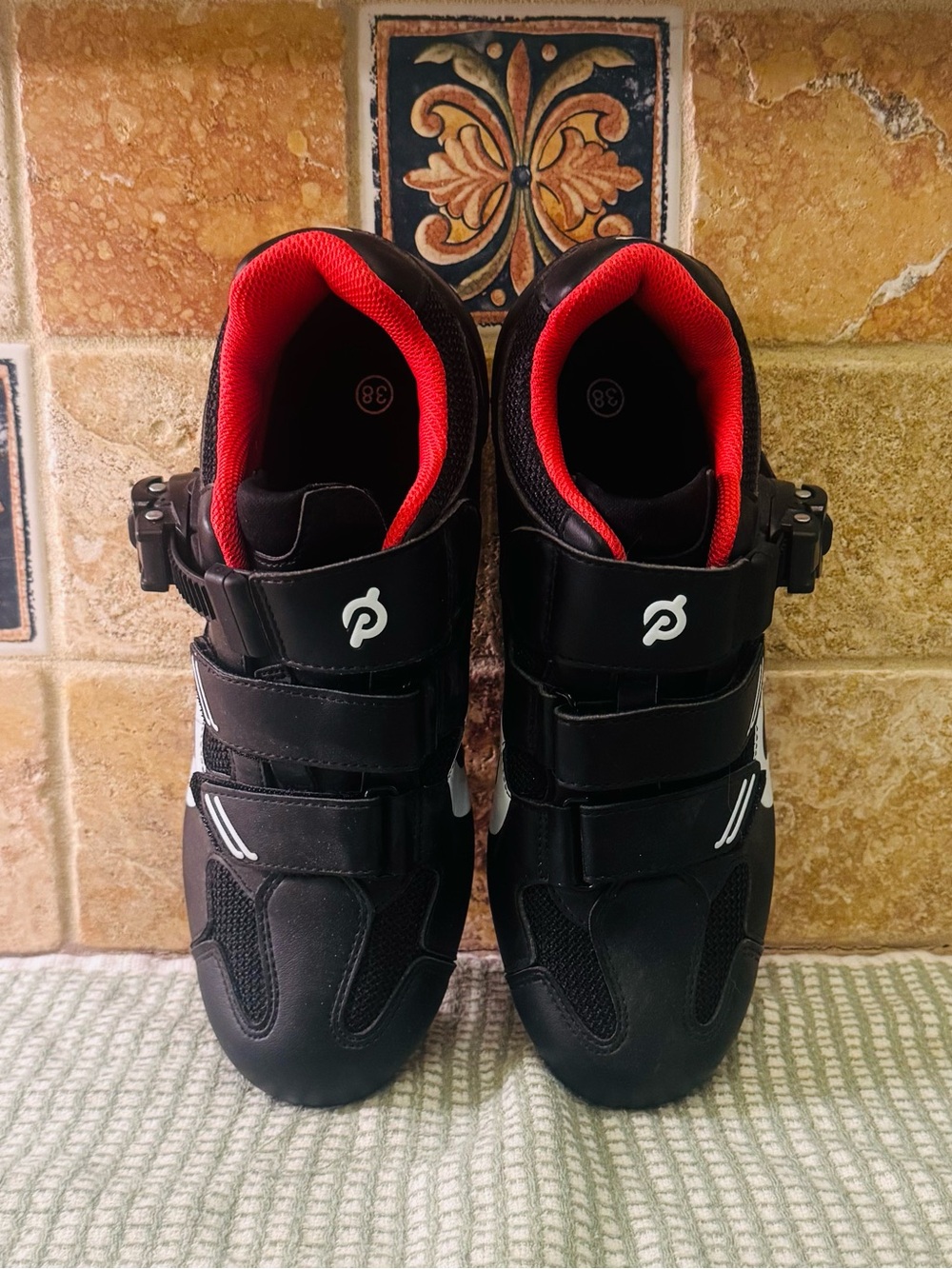 Unbranded Women's Black Athletic Cycling Shoes with Red Lining